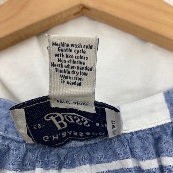 GH BASS striped short sleeve blouse too shirt tee blue white classic preppy - Picture 6 of 7